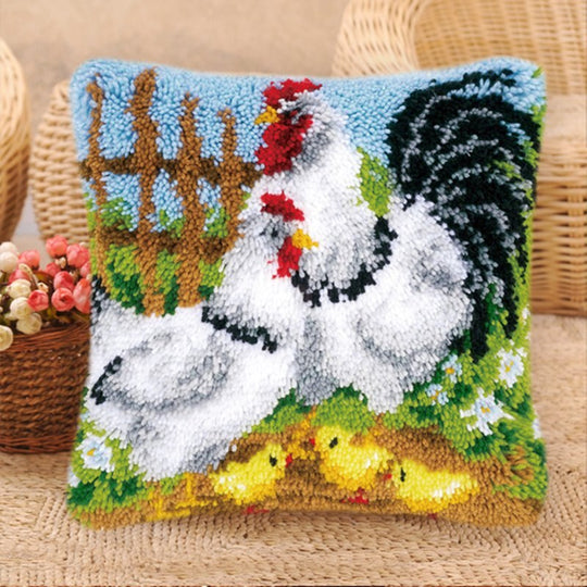 Latch Hook Throw Pillow Animals - Charlie's Diamond Painting